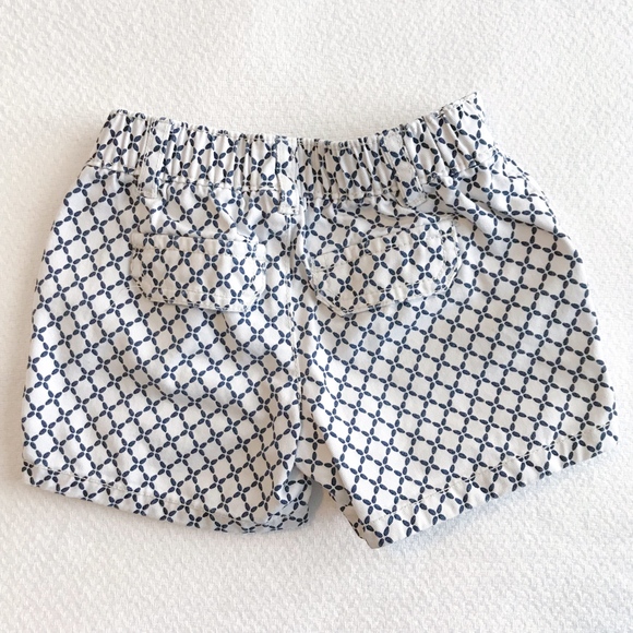 Carter's | 2T White with Blue Lattice Print Shorts - Picture 2 of 3